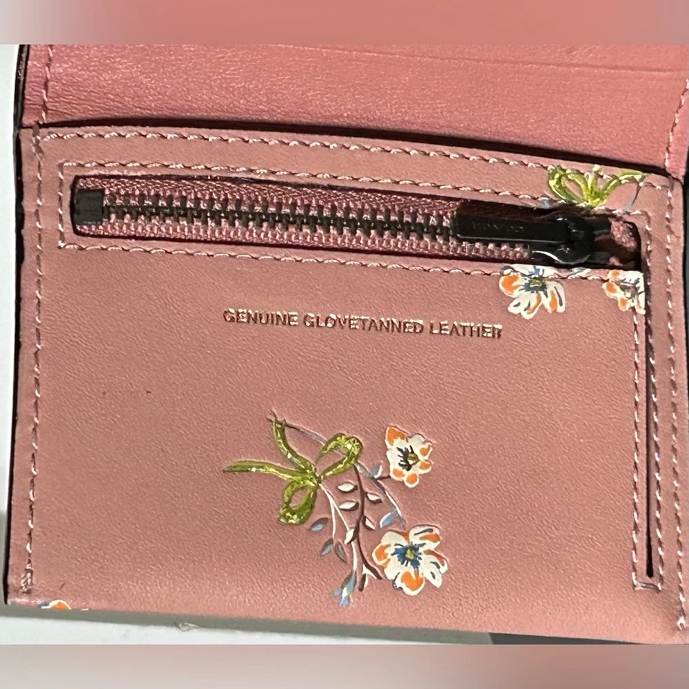 COACH 1941 Glovetanned Leather Trifold Compact Wallet w/Floral Bow Embossing